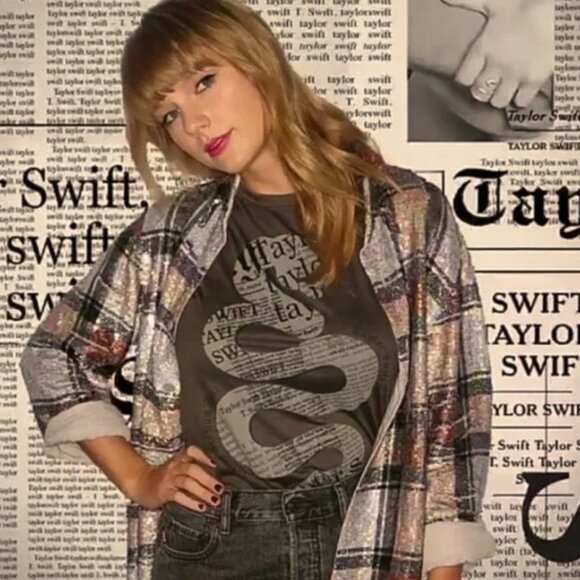 Taylor Swift Reputation Tour Snake Graphic Muscle Tee Tour List Tank Top S - Picture 1 of 11